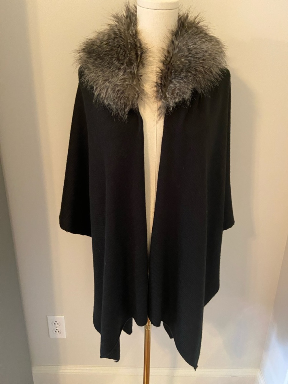 Echo Black Cape Sweater with Gray Faux Fur Collar